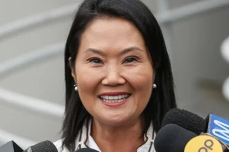 keiko-toma-posse-no-peru-e-fala-em-usar-forcas-armadas-para-combater-crime