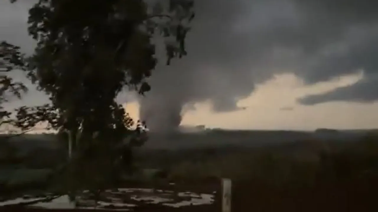 tornado-atinge-cidades-do-rio-grande-do-sul-e-deixa-feridos