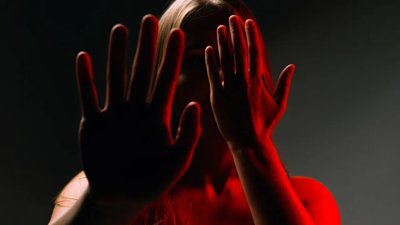 adolescente-mata-mulher-em-estupro-e-se-oferece-para-ajudar-no-funeral