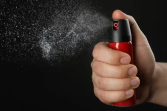 mulheres-podem-comprar-e-usar-spray-de-pimenta-para-defesa-pessoal