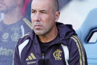jardim-aponta-problemas-e-sobe-o-tom-sobre-urgencia-de-flamengo-no-mercado