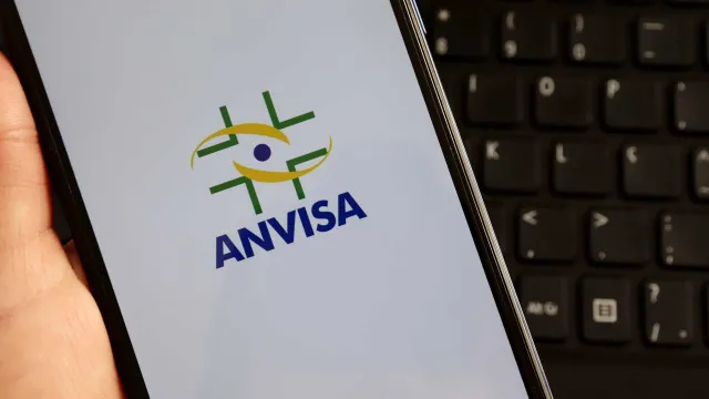 golpistas-fazem-videos-de-celebridades-com-ia-para-vender-medicamentos-nas-redes-sociais,-alerta-anvisa