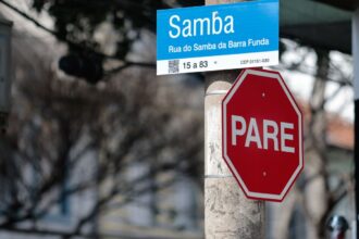 em-sao-paulo,-rua-e-renomeada-em-homenagem-a-historia-do-samba