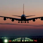 voo-da-tap-com-destino-a-curitiba-tem-despressurizacao,-declara-emergencia-e-precisa-dar-meia-volta