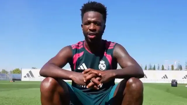 vinicius-junior-volta-ao-real-madrid-e-revela-pedido-de-jose-mourinho