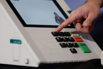 assinatura-digital-e-lacracao-impedem-alteracao-em-sistemas-eleitorais