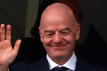 fifa-admite-erros,-mas-reafirma-apoio-a-infantino-apos-reuniao