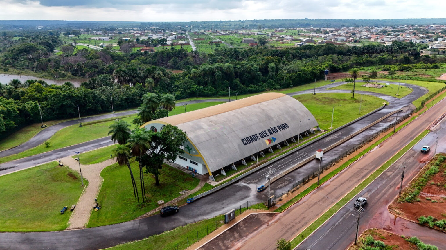 1a-corrida-de-rua-da-apae-de-araguaina-promove-esporte,-inclusao-e-solidariedade