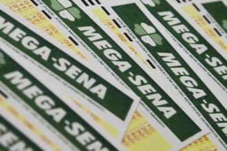 ninguem-acerta-mega-sena;-premio-acumula-para-r$-165-milhoes