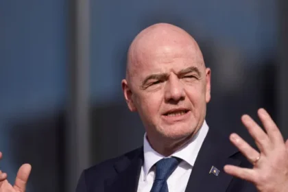 fifa:-infantino-enfrenta-maior-crise-apos-plano-frustrado