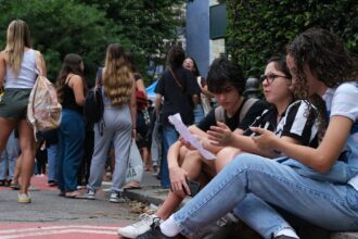 saeb-2025:-brasil-recupera-nivel-pre-pandemia,-mas-ainda-tem-gargalos