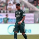endrick-avalia-novo-emprestimo-e-roma-surge-como-favorita,-diz-jornal