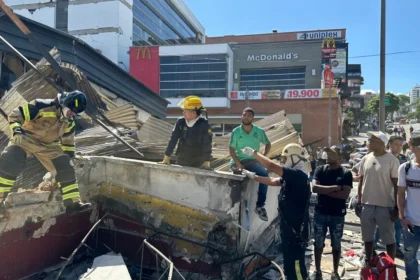 sobe-para-132-o-numero-de-mortos-apos-terremoto-de-7,4-na-colombia