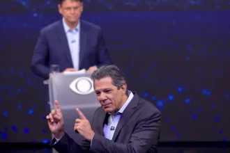 ha-crise-de-sarampo-porque-a-turma-do-tarcisio-fala-mal-de-vacina-nas-redes,-diz-haddad