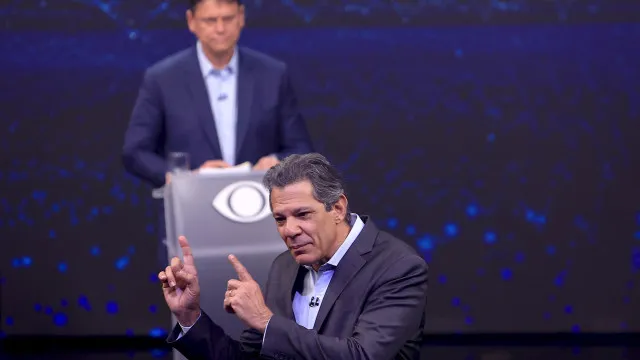 ha-crise-de-sarampo-porque-a-turma-do-tarcisio-fala-mal-de-vacina-nas-redes,-diz-haddad