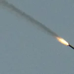 eua-atacam-com-misseis-navio-perto-do-ira,-e-houthis-matam-4