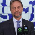 lider-do-pt-passa-mal-e-camara-suspende-votacoes