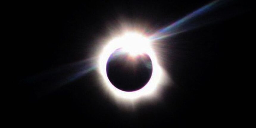 brasileiros-poderao-ver-eclipse-solar-por-transmissao-na-internet