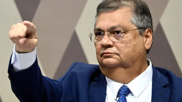 nao-monitorei-dino,-e-decisao-de-moraes-prejudica-toda-a-imprensa,-diz-jornalista-alvo-no-maranhao