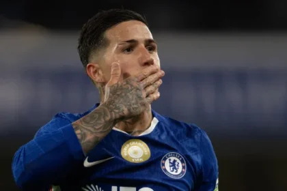 manchester-city-mira-enzo-fernandez-e-pode-negociar-rodri-e-reijnders