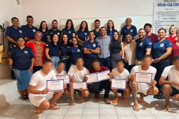 prefeitura-de-gurupi-certifica-alunos-do-cse-sul-em-cursos-de-design-grafico-e-social-media