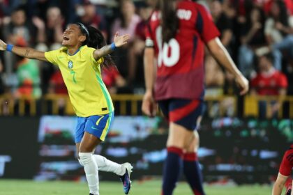 camara-aprova-lei-com-medidas-para-promover-futebol-feminino-no-pais