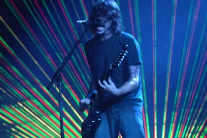 foo-fighters-anuncia-dois-shows-no-brasil-em-2027-com-turne-‘take-cover’