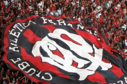 melhor-mandante,-athletico-pr-recebe-o-red-bull-bragantino-para-manter-embalo-no-brasileirao