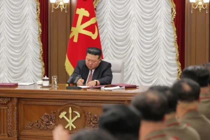 lider-da-coreia-do-norte-elogia-“luta-comum”-e-relacao-com-a-russia