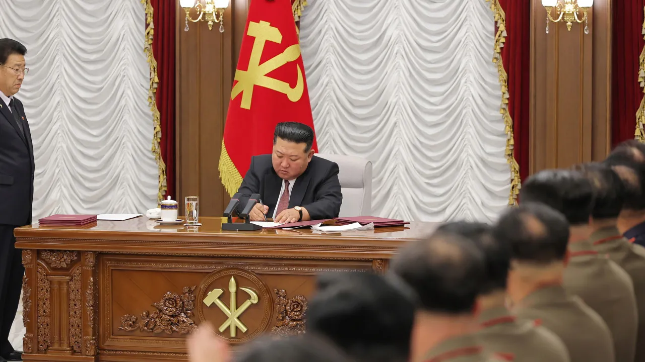 lider-da-coreia-do-norte-elogia-“luta-comum”-e-relacao-com-a-russia
