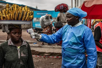 ebola-mata-2,3-mil-no-congo-e-surto-vira-2o-mais-letal-da-historia