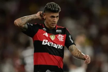 carrascal-lidera-goleada-e-flamengo-cola-no-palmeiras-no-brasileirao