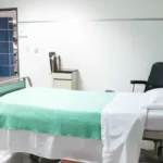 maioria-dos-brasileiros-e-contra-morte-assistida,-mas-opcao-por-interromper-tratamento-divide-pais,-mostra-datafolha