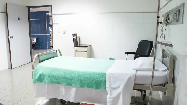 maioria-dos-brasileiros-e-contra-morte-assistida,-mas-opcao-por-interromper-tratamento-divide-pais,-mostra-datafolha