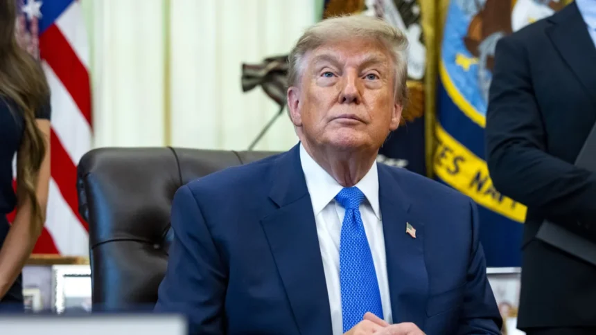 trump-ameaca-bombardear-oma-se-pais-‘atrapalhar’-acordo-em-ormuz