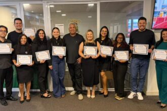 camara-de-palmas-conclui-curso-basico-de-libras-e-certifica-15-servidores-–-camara-de-palmas