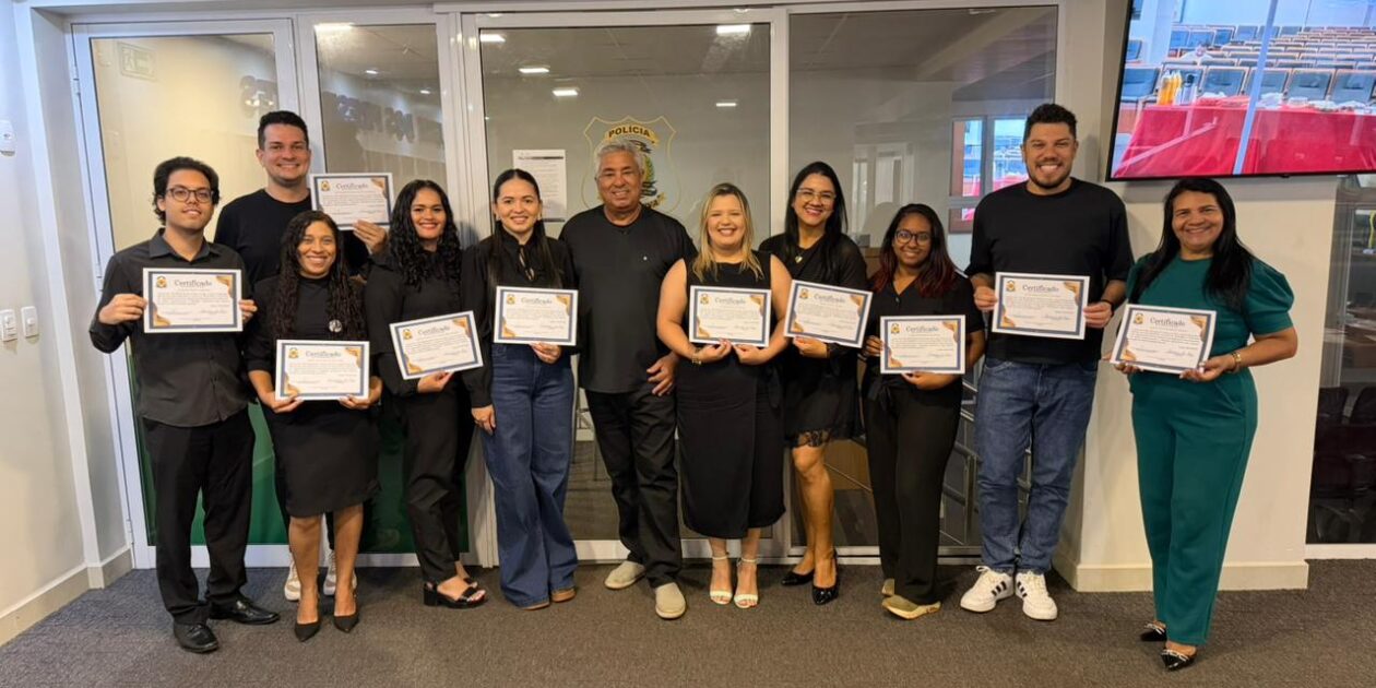 camara-de-palmas-conclui-curso-basico-de-libras-e-certifica-15-servidores-–-camara-de-palmas