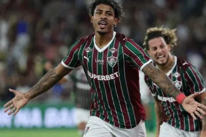 fortalecido,-o-fluminense-vai-ate-mendoza-para-tentar-derrubar-o-independiente-rivadavia