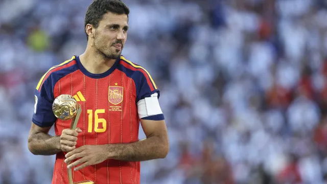 barcelona-encerra-novela-e-anuncia-a-contratacao-de-rodri