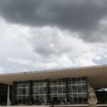 stf-retoma-julgamento-sobre-mandato-tampao-para-governo-do-rio