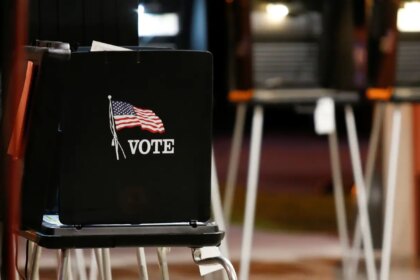 democrata-da-florida-vence-primarias-para-senado-dos-estados-unidos