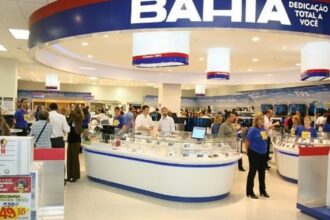 justica-suspende-demissoes-em-massa-de-trabalhadores-das-casas-bahia