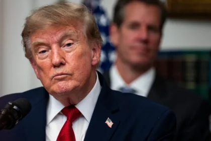trump-lanca-guerra-economica-devastadora-e-sem-precedentes-contra-o-ira