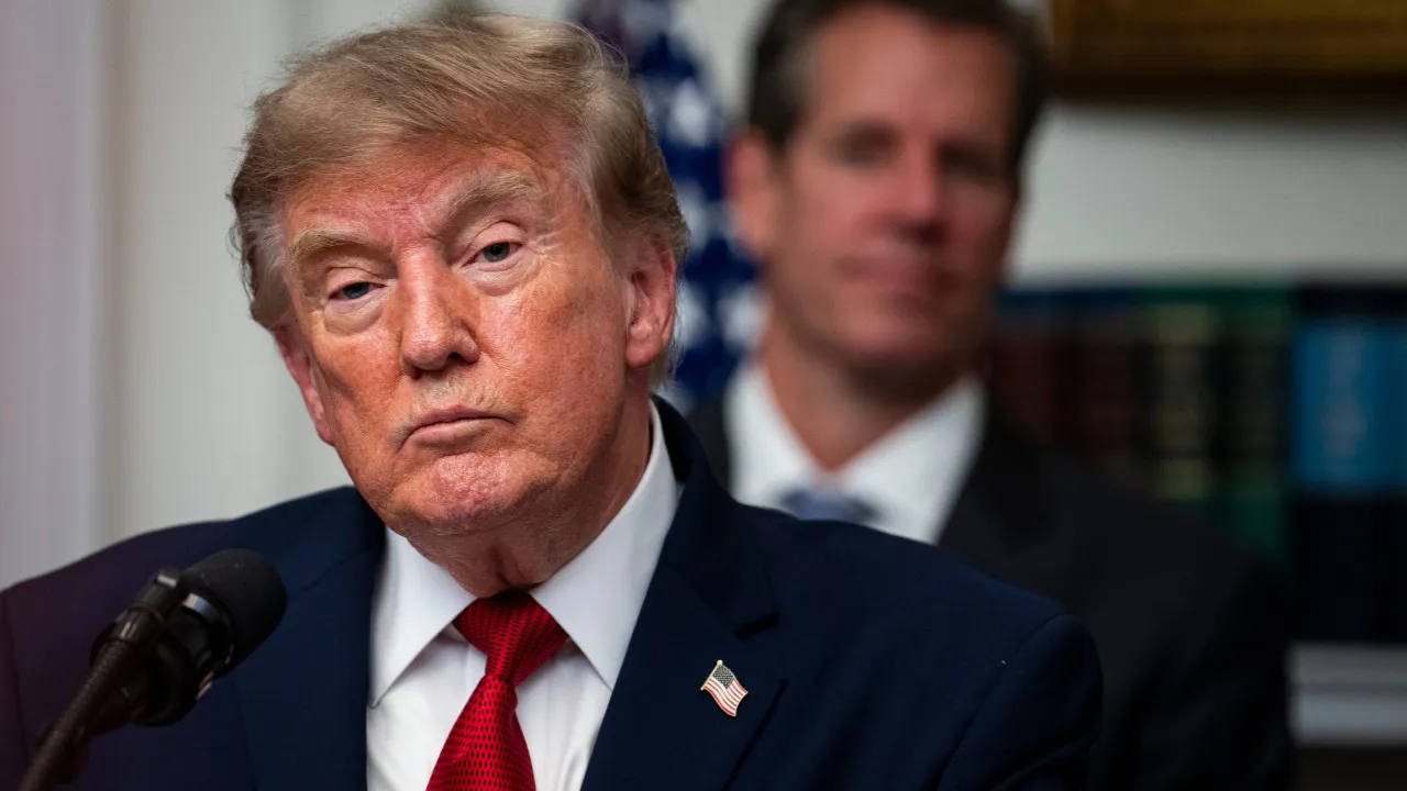 trump-lanca-guerra-economica-devastadora-e-sem-precedentes-contra-o-ira
