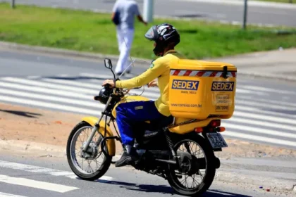 correios-entregam-no-brasil-compras-feitas-em-sites-do-paraguai