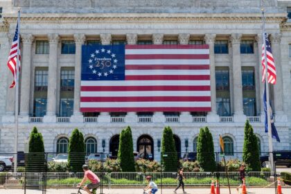 divida-dos-eua-ultrapassa-us$-40-trilhoes-apos-governos-trump-e-biden