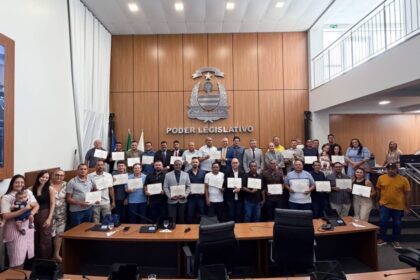 camara-de-palmas-homenageia-militares-que-ajudaram-a-construir-a-historia-da-capital-–-camara-de-palmas