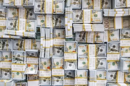 dolar-cai-a-r$-5,14-com-alivio-no-mercado-externo