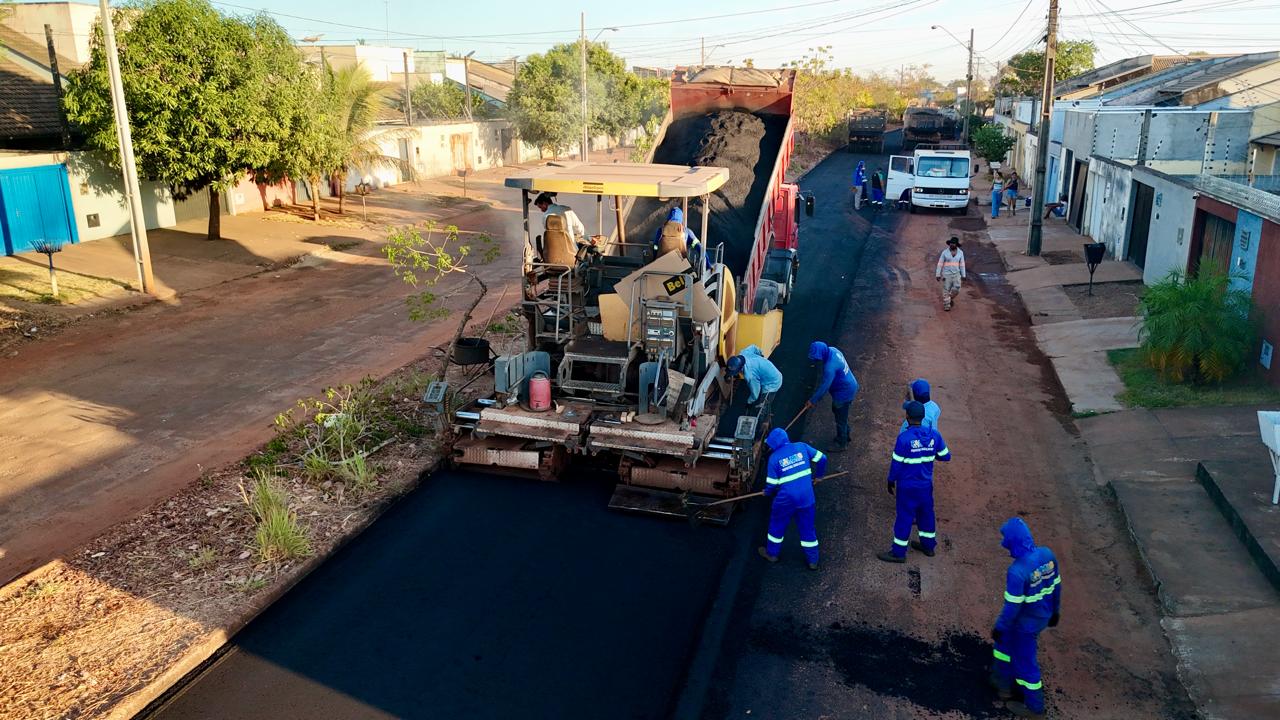 avenidas-do-setor-lago-sul-recebem-servicos-de-recapeamento-asfaltico