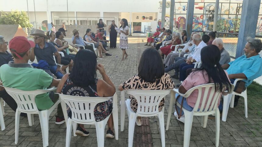 cras-javae-promove-acao-do-agosto-lilas-sobre-o-poder-das-palavras